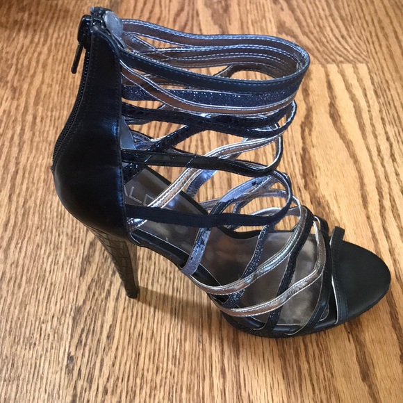 Zip-back 4 inch strappy heels - Picture 3 of 3
